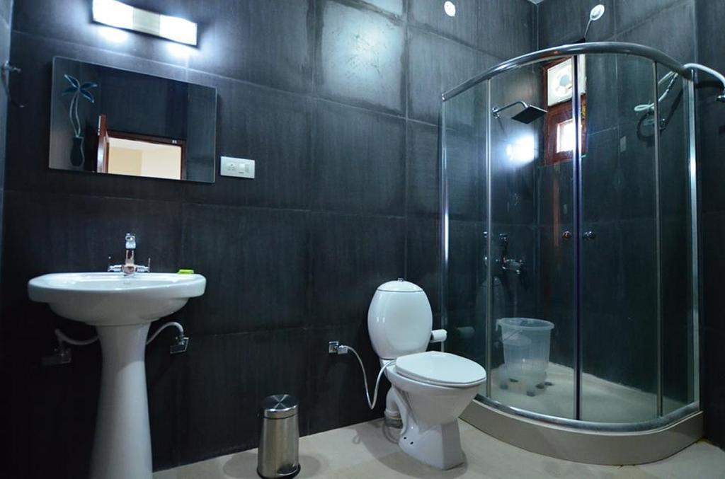 Hotel Deodar Villa Dharamshala Zimmer foto